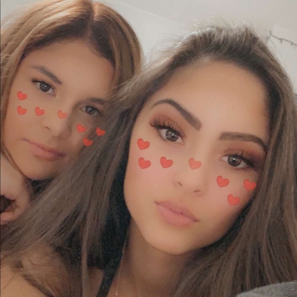 Meet your Posher, Liliana - Picture 2 of 3